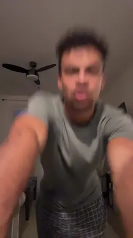 Just gotta remind the muscles here and there (Abby Lee would definitely yell at me for my face)