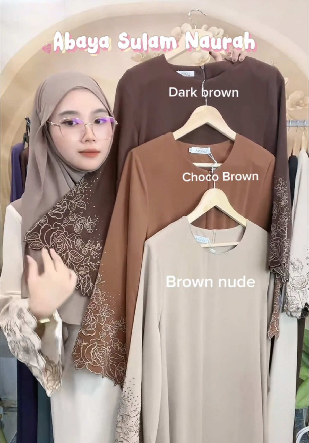 Which one would you pick ? 😉 #tiktoklive #livehighlights #abaya #abayastyle #abayamurah 