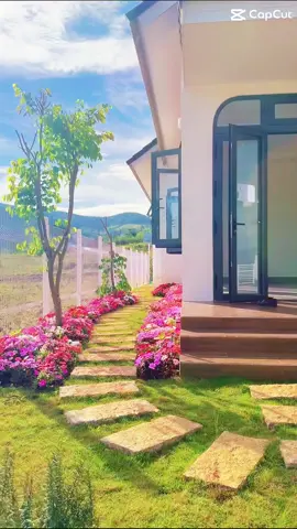 Bao nhiêu một mớ bình yên, bao nhiêu mới xoá hết ưu phiền trong ta. Nhà là nơi chữa lành tốt nhất và là trung điểm dù bạn đi đến nơi đâu.