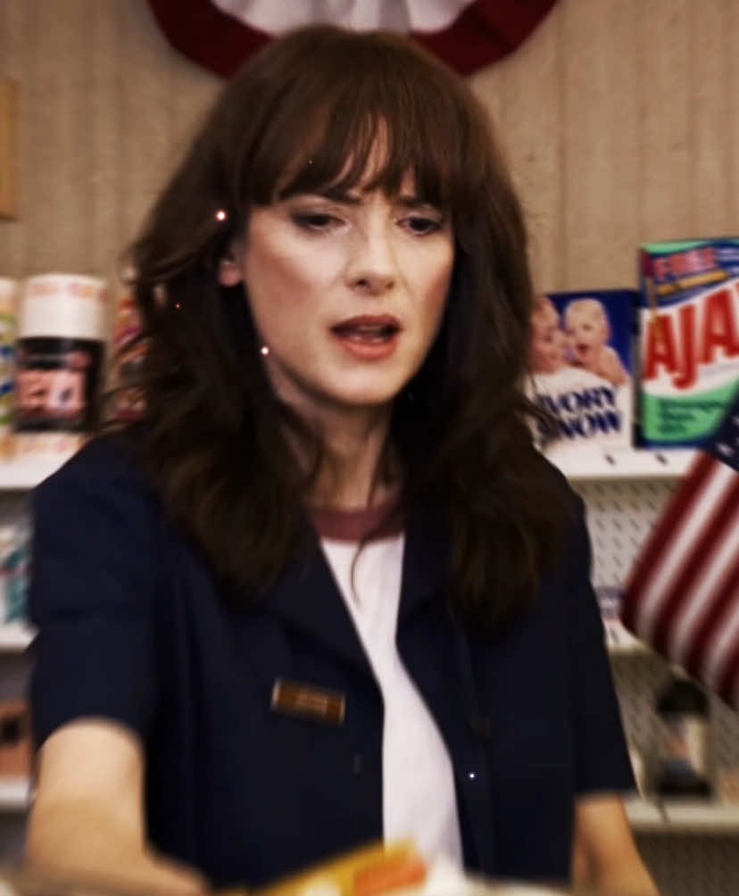 the mother of stranger things tbh || [scp:jcqscenes]#joycebyers #strangerthings #strangerthings3 #strangerthings4 #foryoupage 