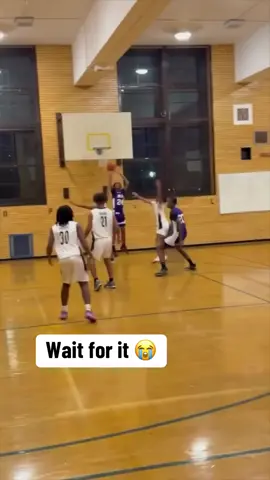 😂😂😂 (via jayyshavv_/IG) #basketball #fail #funny 