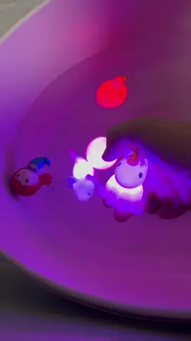 🧜‍♀️✨ 6-Piece Glowing Mermaid Bath Toy Set – Light-Up Fun for Little Ones! ✨🦄 Turn bath time into playtime magic with these adorable glowing bath toys! This 6-piece set includes a cute mermaid, unicorn, octopus, duck, and more — all designed to light up with bright, cheerful colors when they touch the water. 💡 Features: 	•	Magical Glow Effect – Lights up automatically when placed in water. 	•	Safe & Durable – Made from non-toxic materials, perfect for toddlers. 	•	No Holes = No Mold! – Hygienic design keeps water out for easy cleaning. 	•	6 Fun Characters – Includes mermaid, narwhal, octopus, axolotl, flamingo, and more! #blackfriday #tiktokmadenebuyit #sensoryplay #bathtoys #cosyseason