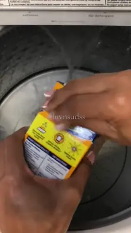 Another OG Follower Load… can y’all guess this one? 🤭 The combo is A&H Fresh Scent Powder with any kind of reaction 😍😍 A&H never misses and always smells soooo good!!!  #CleanTok #laundry #fyppppppppppppppppppppppp #asmr #clean 