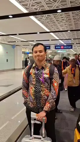 tersedia keberangkatan Umroh di tanggal 3,4 & 10 Januari 2026 𝑰𝒏𝒇𝒐𝒓𝒎𝒂𝒔𝒊 𝒍𝒆𝒃𝒊𝒉 𝒍𝒂𝒏𝒋𝒖𝒕 𝒔𝒊𝒍𝒂𝒌𝒂𝒏 𝒉𝒖𝒃𝒖𝒏𝒈𝒊  𝟬𝟴𝟭𝟮𝟮𝟰𝟲𝟯𝟬𝟬𝟭 𝒂𝒕𝒂𝒖 𝒌𝒍𝒊𝒌 𝒍𝒊𝒏𝒌 𝒅𝒊 𝒃𝒊𝒐 #umrah #afitour #januari #bismillah #aamiin 