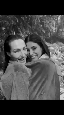 elas gravaram A CENA!  #nataliarosaesofiastarling #sofiastarling #nataliarosa #stalia #magi 