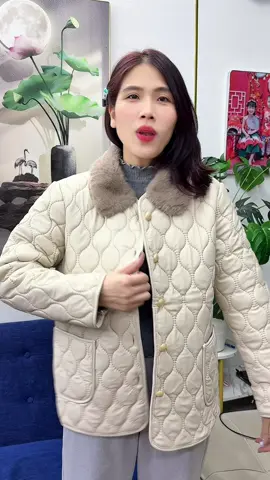 Áo khoác tặng mẹ #aokhoacnu #aotangme #kimthach 