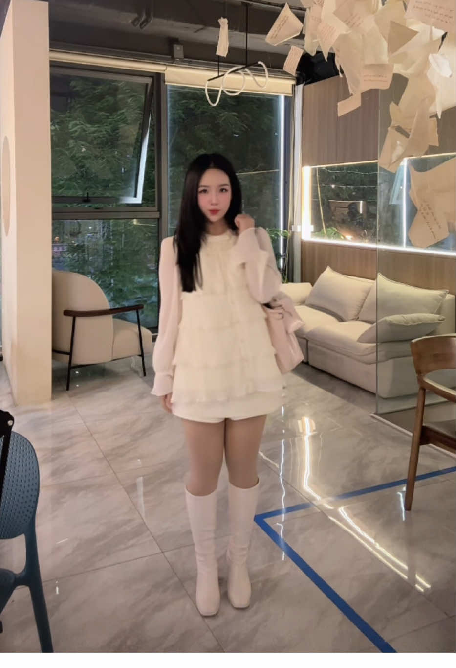 Outfit Check ✅ #fyp #xh #outfit #joiedesroses_studio #cafe 