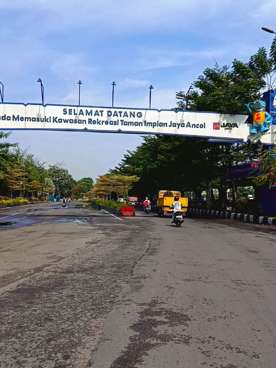 silahkan yang mau ambil untuk bahan edit atau bahan prank #videomentahan #bahanswmu #videoprank #footage #jakartavibes 