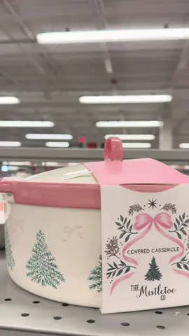 @Burlington 😍😍 #burlingtonfinds #pinkdecor #burlingtoncoatfactory #hellokitty #cutefinds 