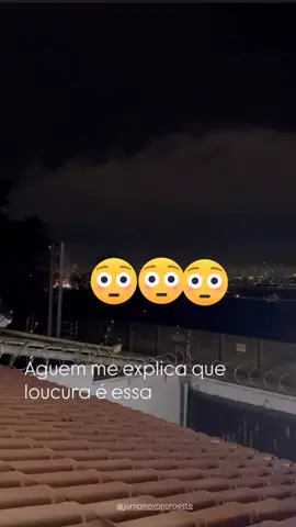 Fogos de Artifício simultâneos, foram visto em várias cidades de Goiás. povo Goiano  estão encabulado!