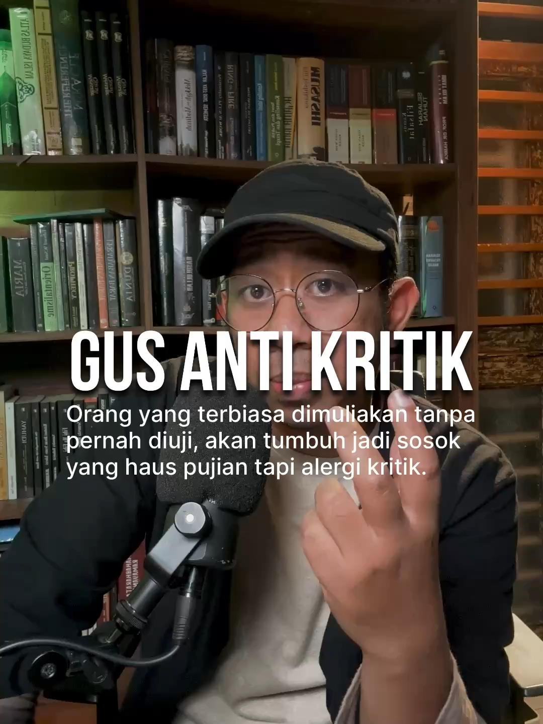 Fenomena ‘gus-gusan’ hari ini sering lahir dari pujian yang terlalu dini dan kritik yang terlalu tabu. Padahal kritik itu tanda cinta, sebab yang benar-benar ingin kamu jatuh, takkan repot mengingatkanmu sebelum tersandung.#shifrun