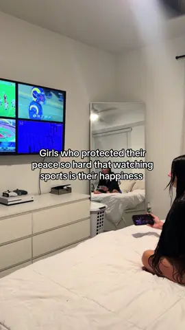 I wore my loyalty to me, myself and maybe my sports teams. #sports #nfl #NHL #MLB #sportstiktok 