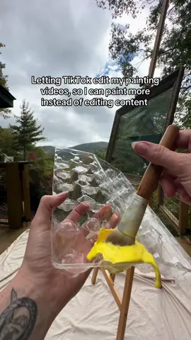 Because bears hibernate, they symbolize cycles of rest, introspection, and rebirth. Their rhythm reminds us to slow down, to retreat into stillness and solitude, and to trust that growth is happening even when it looks like nothing is moving. #naturelovers #mamabear 