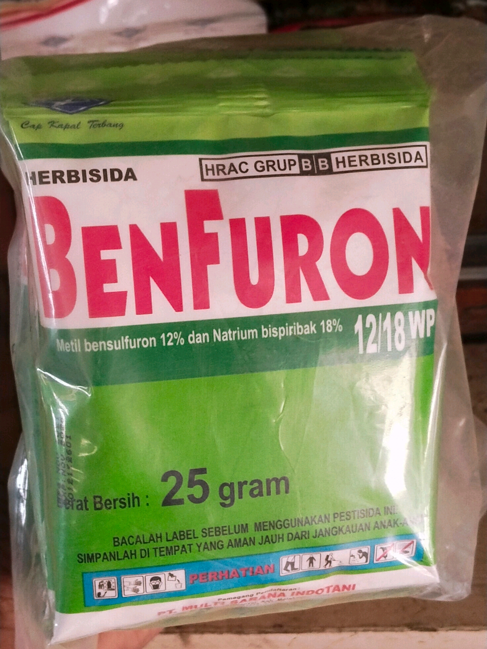 satu pak isi 10 kalo Beli Eceran ga mungkin dapt harga segini. tenang Benfuron aman di padi bisa di semprot bisa juga di campur dengan pupuk untuk di tebar #benfuron #sayapastisukses #Herbisida #akupastisukses #viraltiktok 