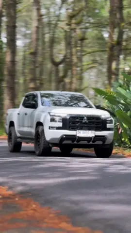 #CapCut 🗣️maaf kak cuman mobil bak😛🤙🏻😁#triton4x4club #dobelcabin4x4 #ultimate #hilux 