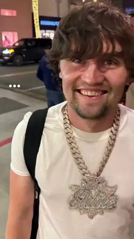 bro i actually love that picture of lil dhine so mcuh hes so cute and that picture where hes on the table wifh the money they cant send himnto jail hes tooncute #lilshine