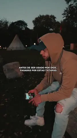 Antes de la bendición...viene el quebranto. Dios no usa a quien no ha pasado por el fuego, Cada crisis tiene un propósito: No te está destruyendo, te esta preparando. 🔥EL FUEGO NO TE CONSUME, TE PURIFICA.