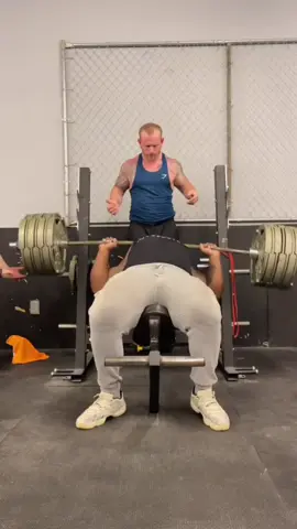 Wow!!!! #fitnessmotivation #gymfail #fitnessmotivation #benchpress