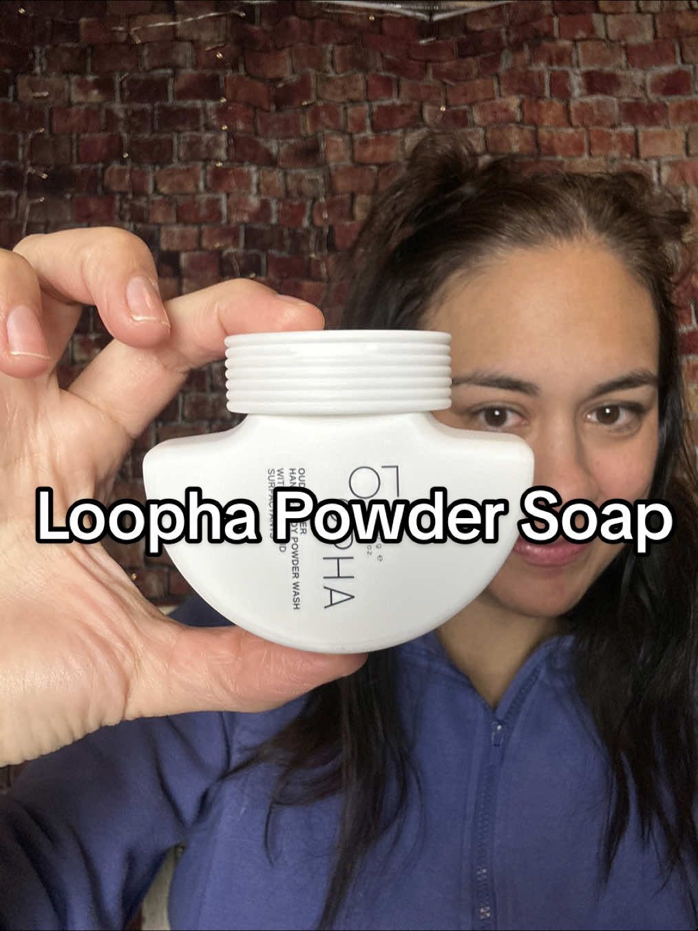 Stay clean and germ free no matter where you go with face and body powder soap from Loopha! And it smells SO GOOD!! #soap #SelfCare #travelessentials #tiktokshopblackfriday #powdersoap @LOoPHA 
