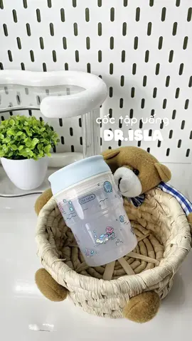 ba mẹ đã tập cho con uống nước bằng cốc chưa nek #mebecamyeu #drisla #coctapuongnuoc #cocuongnuocchobe #mevabe 