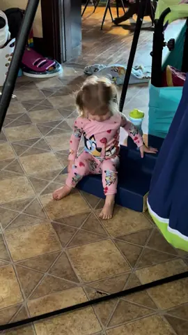 Silly Baby Bee #globaldevelopmentdelay #autism #mildcp #pku #twoyearold 