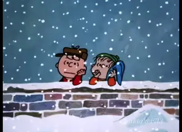 #snoopy #charliebrownchristmas #christmas #holidays #parati 