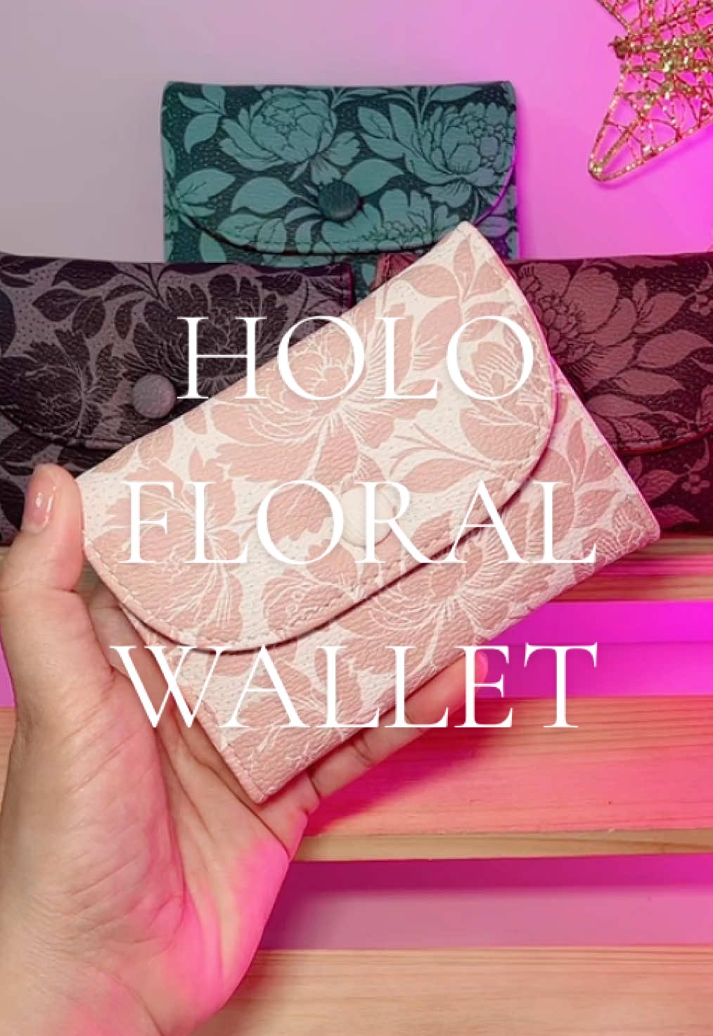 Cute and compact wallet 😍 #Holo #ladieswallet 