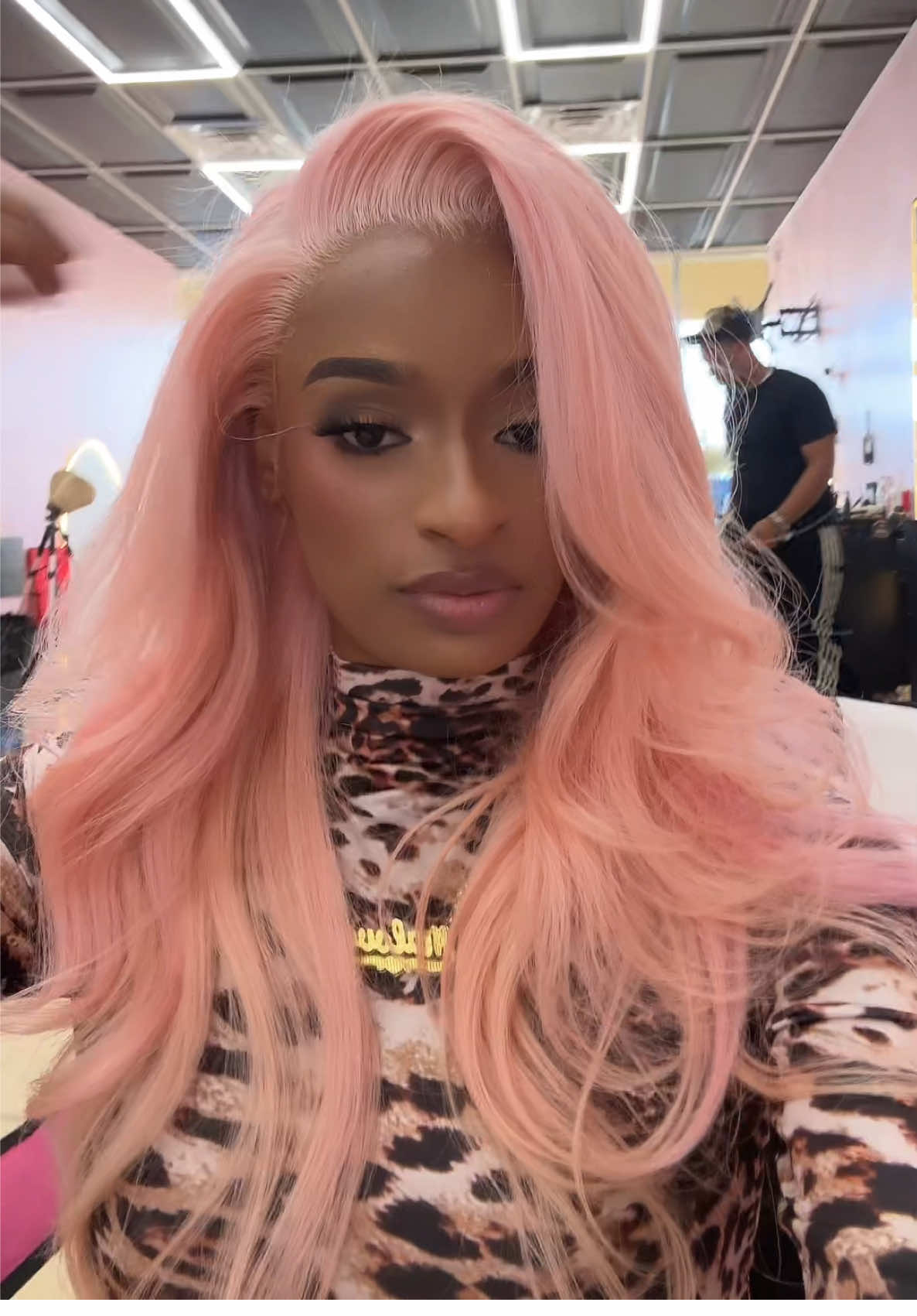 How yall feeling the new color? 😍 #fypシ #foryoupage #trending #therealnia #viral 