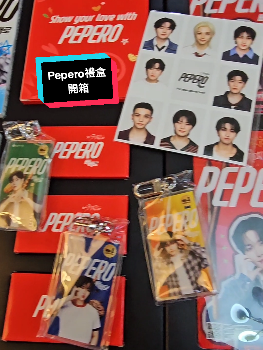 🐺🩶🐰💜🐷🐰🩷🥟❣️🐿💛🐥🩵🐶💚🦊🧡 💝💖💗💓💞💕💟 #straykids #stay #방찬 #이민호 #서창빈 #황현진 #한지성 #이용복 #김승민 #양정인 #bangchan #leeknow #changbin #hyungjin #han #felix #seungmin #i_n #straykidspepero #pepero 