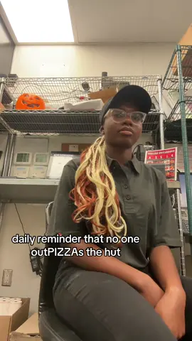 just in case you forgot @Papa Johns @Domino’s @LittleCaesarsPizza @Hungry Howies  #pizzahut #fyp #pizza 