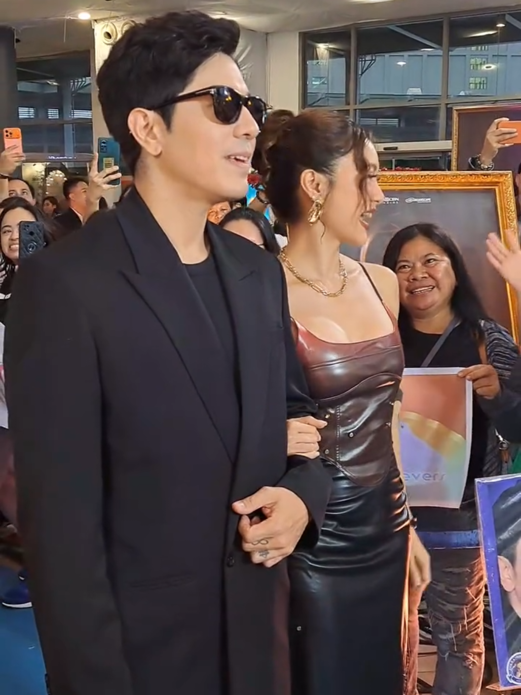 They just have that spark #kimpau #kimchui #pauloavelino #thealibi #artist 