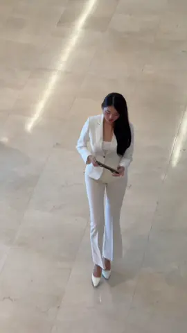 chúc mng 1 ngày làm việc tràn đầy năng lượng #xh #mercedesbenz #viral #fyp 