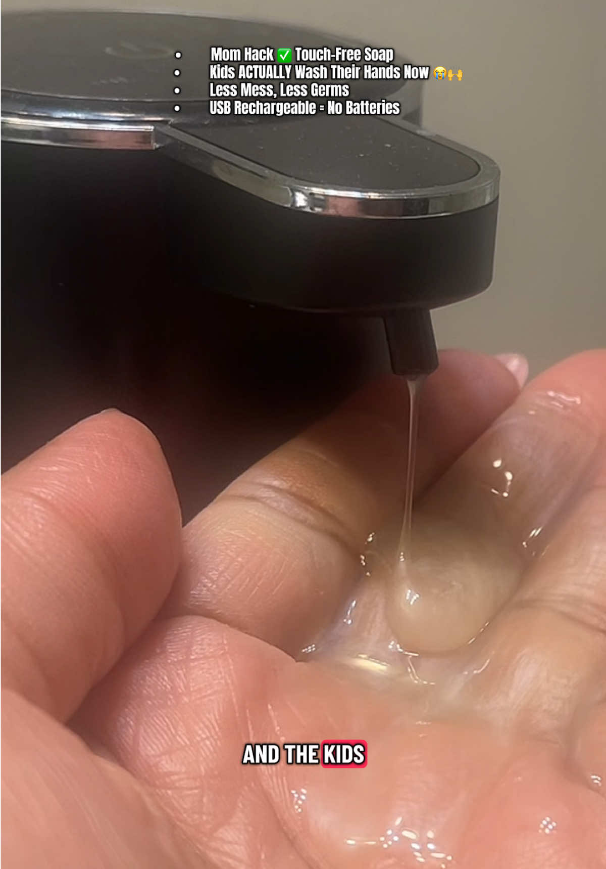 No touching the pump. Just hands under → soap out. With flu season here this is GREATLY APPRECIATED!! #momfinds #momlifehacks #kitchenmusthaves #bathroomessentials #cleanhomehappyhome 