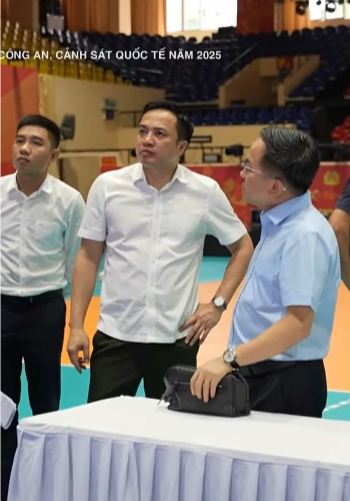 Sĩ vương#trungtuongmaihoang #AHLLVTND #giamdoccongantphcm #viral 