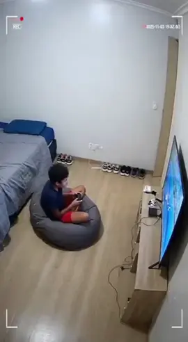 ai cachorro desgra***** kkkkkkk 