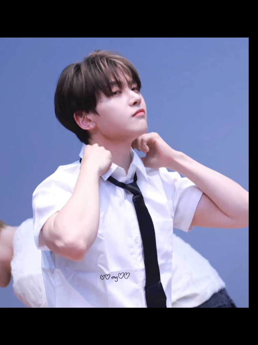 I just can't think straight 🤭😍 #zerobaseone #zb1 #seokmatthew #zerose 