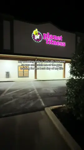 LOCKED IN 🔐 @Planet Fitness #fitnessmotivation #bestgym #planetfitness #GymTok