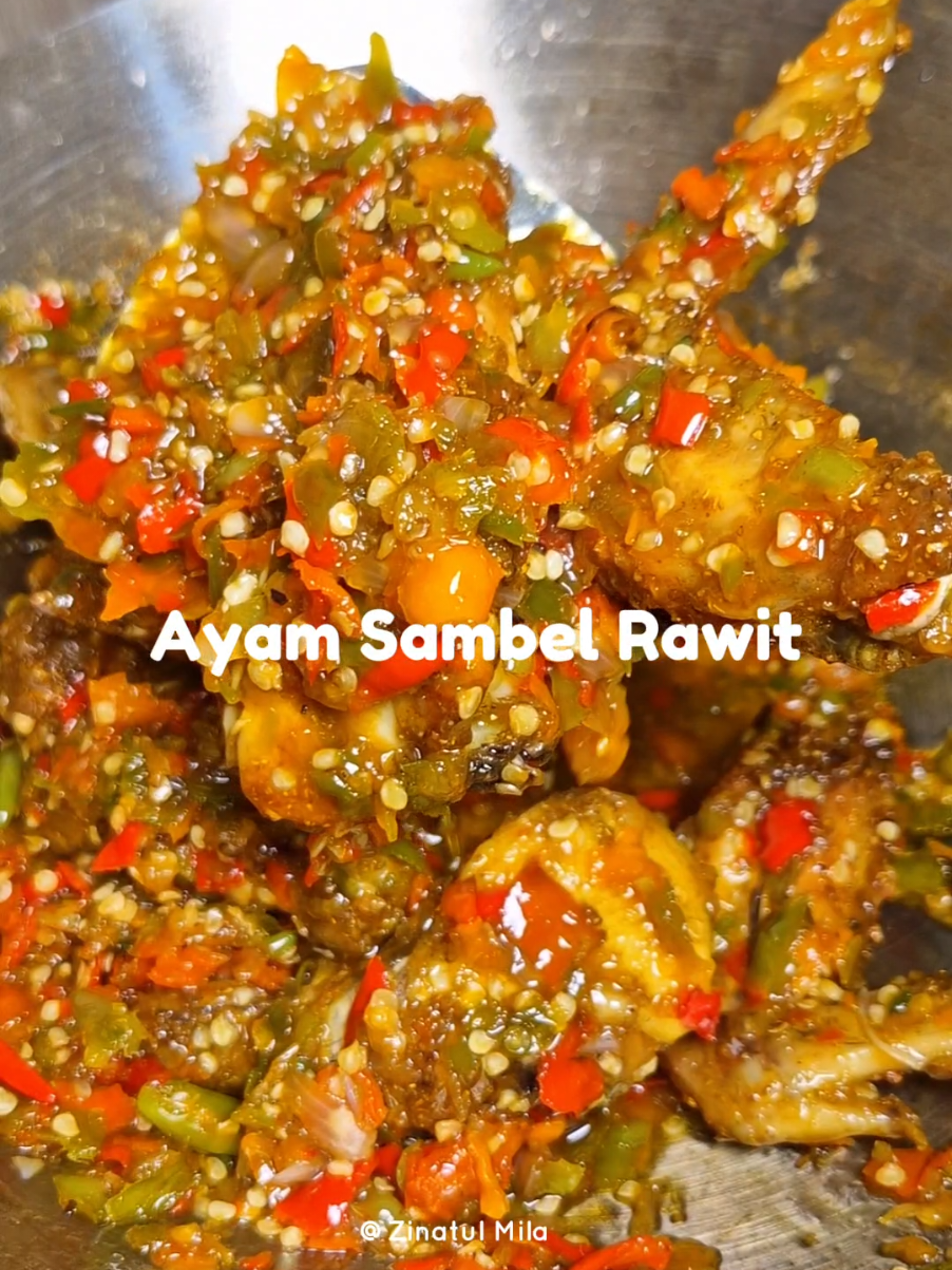 Membalas @bertumbuhhijau Sambel Ayam Rawit sayap ayam 5 potong jadi 2 cabe rawit hijau 15 biji cabe rawit geprek 15 biji bawang merah 8 buah  bawang putih 4 buah blender kasar seasoning gula pasir, garam, kaldu bubuk , saos tiram dan gula merah. bumbu marinasi ayam desaku marinasi bawang putih bubuk desaku ketumbar bubuk desaku 2sdm maizena #masaksimple #ayamrawit #sambelayam #fyp #fyppppppppppppppppppppppp 