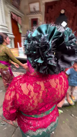 PSG(persatuan sanggul gede)🤣🤣