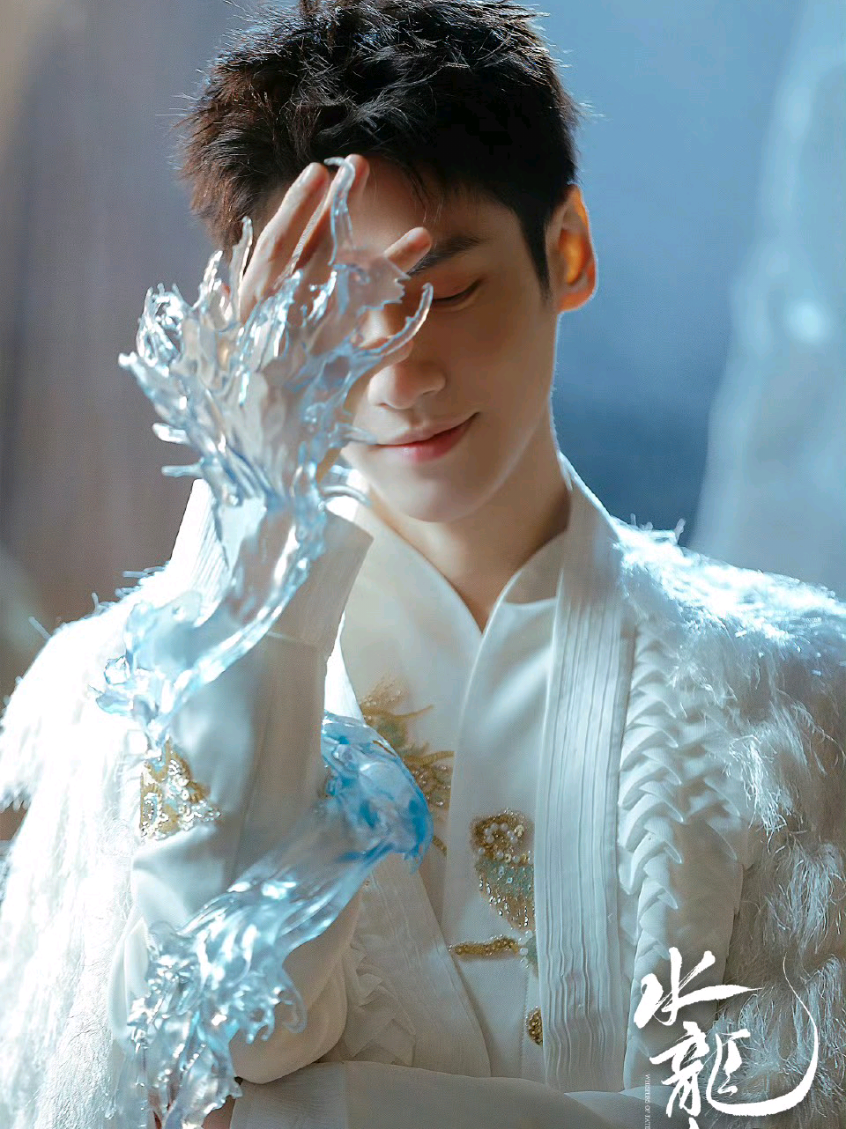 ฉันคือถังหลี่ซือ ผู้ที่เป็นที่หนึ่งในใต้หล้า หากพบเจอเมื่อใดให้รีบหนีไป ‼️  แล่วพบกัน  📺🐉 📌 Mango TV 📌 ▪️เสียงกระซิบแห่งโชคชะตา 🐉📺 ▪️Whispers Off Fate 🐉📺 ▪️ทุกวันเวลา : 18.00 🇨🇳(17.00 🇹🇭) ▪️ซับไทย 🇹🇭 📌 MONOMAX 📌 ▪️อสิธาราชะตามังกร ▪️update 4 ตอนใหม่ : ทุกวันอังคาร ▪️เวลา : 10.00 🇹🇭 ▪️พากยไทย ➕ ซับไทย 🇹🇭 ✅ #水龙吟 (ShuiLongYin) 📺🐉 ✅ #WhispersOfFate 📺🐉 ✅ #เสียงกระซิบแห่งโชคชะตา 📺🐉 ✅ #อสิธาราชะตามังกร 📺🐉 ❤️ #罗云熙 ❤️