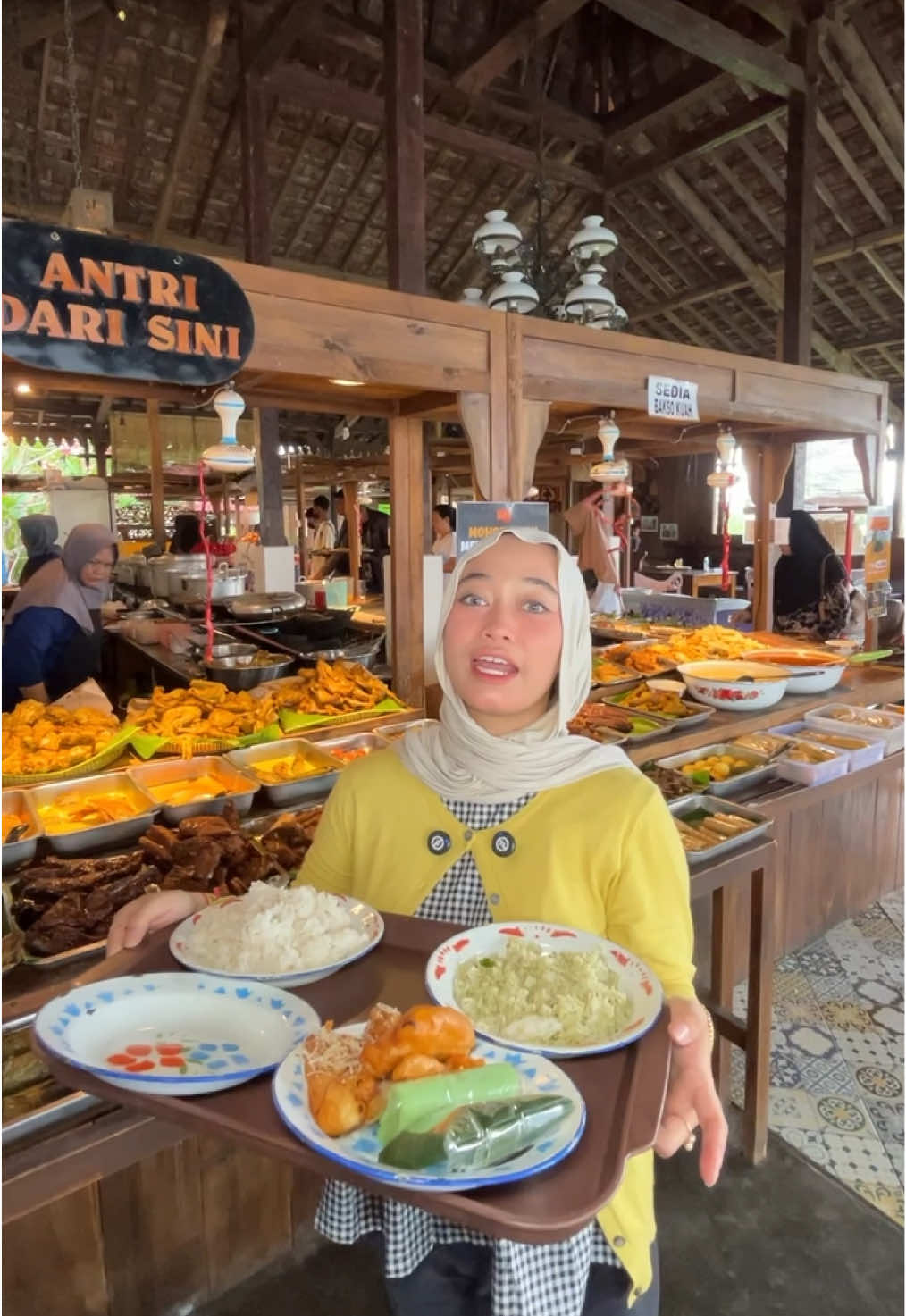 Di Jogja 4 ribu ambil sepuasnya cuma disini sih😭🫵 #osengndeso #kulinerjogja #jogja 