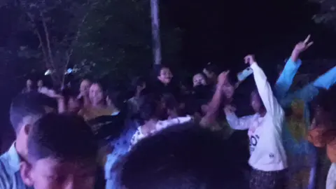 #ဇီဖြုခင်သူတွေကျမ်းချက်😛😛😛