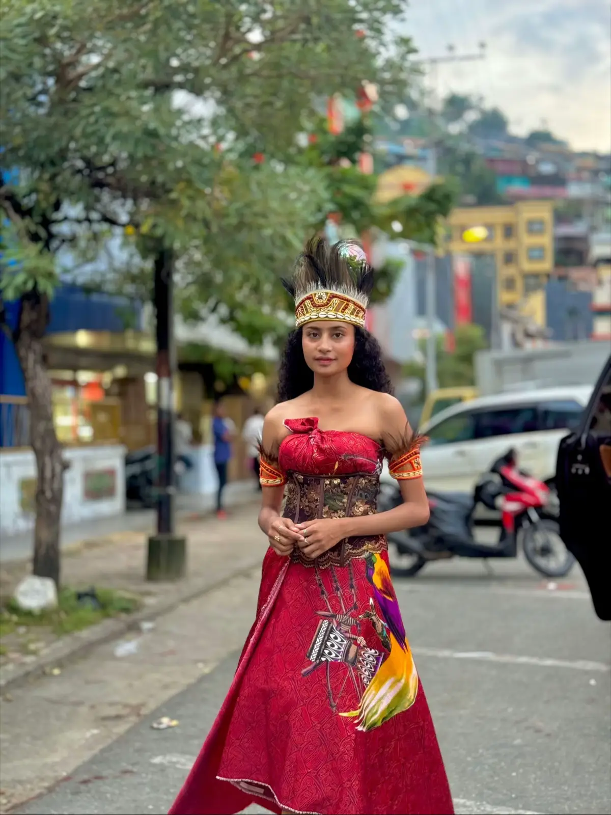 Tak kenal maka tak sayang kalo kenal Jatuh Cinta dengan CEWEK PAPUA ❤️. . #papua #indonesia #timurstory #maureenworth 