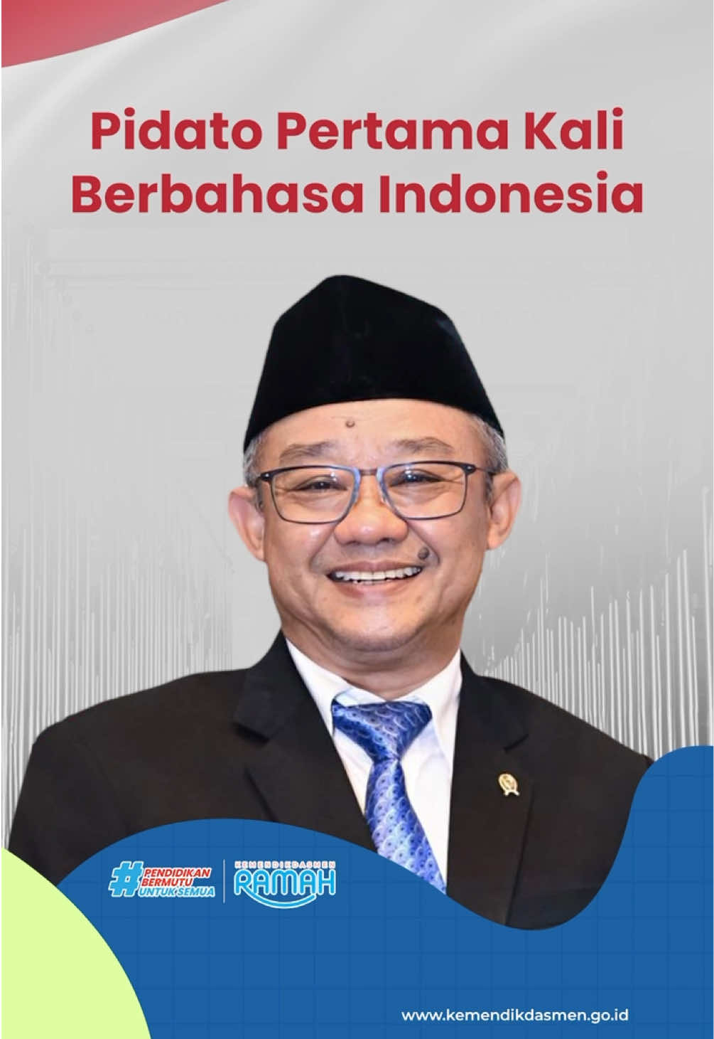 Tonggak Sejarah Baru: Bahasa Indonesia Resmi Bergema di Sidang Umum UNESCO! Sidang Umum UNESCO yang berlangsung di Samarkand, Uzbekistan, pada Selasa (4/11) menjadi saksi momen bersejarah. Untuk pertama kalinya, Bahasa Indonesia resmi digunakan sebagai bahasa pengantar di forum global tersebut.  Peristiwa ini mengukuhkan pengakuan dunia terhadap Bahasa Indonesia dan menyoroti peran strategisnya dalam dialog internasional. Komitmen Indonesia terhadap diplomasi bahasa diwujudkan nyata oleh Mendikdasmen, Abdul Mu’ti, yang menyampaikan pidatonya dalam Bahasa Indonesia, dengan dibuka melalui pantun sebagai bentuk kebanggaan atas Warisan Budaya Takbenda yang telah diakui UNESCO. Sejak ditetapkan sebagai bahasa resmi ke-10 Sidang Umum UNESCO pada 20 November 2023, kehadiran Bahasa Indonesia di kancah global semakin kuat. Langkah ini menunjukkan daya jangkau global dan nilai diplomasi Bahasa Indonesia. Bangga Bahasa Indonesia mendunia! #PendidikanBermutuuntukSemua #KemendikdasmenRamah #BahasaIndonesia #SidangUmumUNESCO