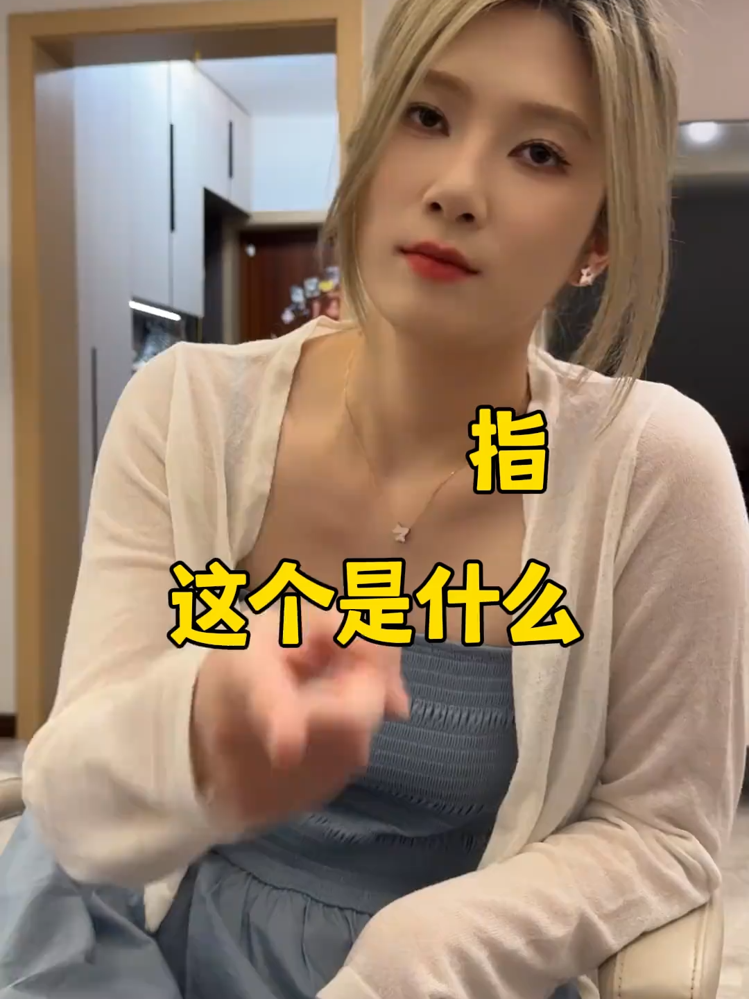 人类和猩猩尝试语言交流的珍贵画面