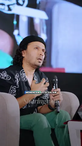 Marah itu seperti api di dalam diri. Padamkan dengan doa🤍 〰️〰️〰️〰️〰️〰️〰️〰️〰️〰️〰️〰️〰️〰️〰️ Jadwal sharing time Ust. @Hanan Attaki insyaallah: 9 November: PALU 16 November: GORONTALO 23 November: PALEMBANG 7 Desember: MAKASSAR 21 Desember: PADANG 18 Januari: PONTIANAK 25 Januari: KENDARI Cara daftarnya di website ➡️ sharingtimeuha.com 😊 #sharingtime #hananattaki #ayahamanah #palembang #pontianak    