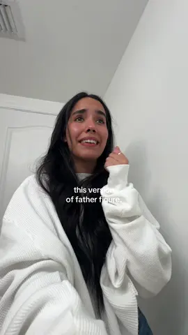 this is so the old taylor and i love it. blank space x father figure #taylorswift #thelifeofashowgirl #1989 #fatherfigure #creatorsearchinsights 