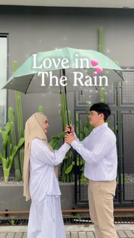 Bukan di Seoul, tapi cintanya tetap hangat. Satu warna dua hati , outfit couple ini siap bikin hari-harimu serasa drama Korea versi kamu sendiri 💕  Lengkapi kisah cintamu dapatkan koleksi couple limited edition sekarang! #couplegoals #bajucouple #coupleset #trending #drakor 
