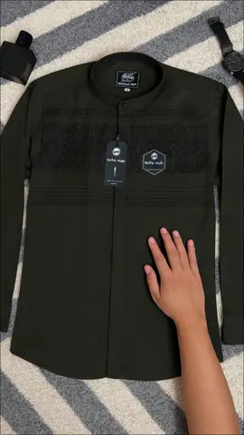 Kemeja koko lengan panjang pria bahan katun salur madinah premium. Bahannya adem, lembut di kulit dan nyaman di pakai. #kemejakoko  #bajukoko  #bajumuslim 