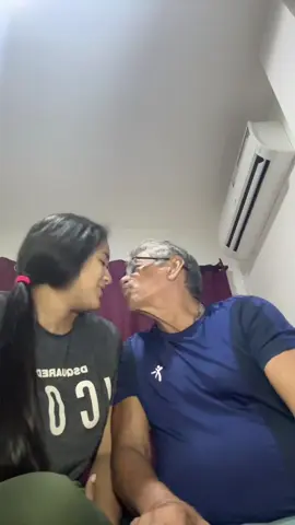 Nadita de diferencia…  #mayorqueyo #amor❤️ #viraltiktok #diferenciadeedad #espososdivertidos 